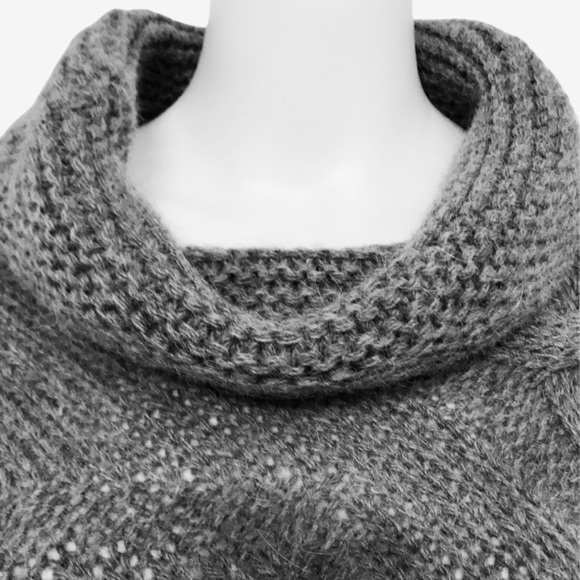 LINEAMAGLIA Italian Wool Alpaca Blend Poncho - Picture 9 of 9